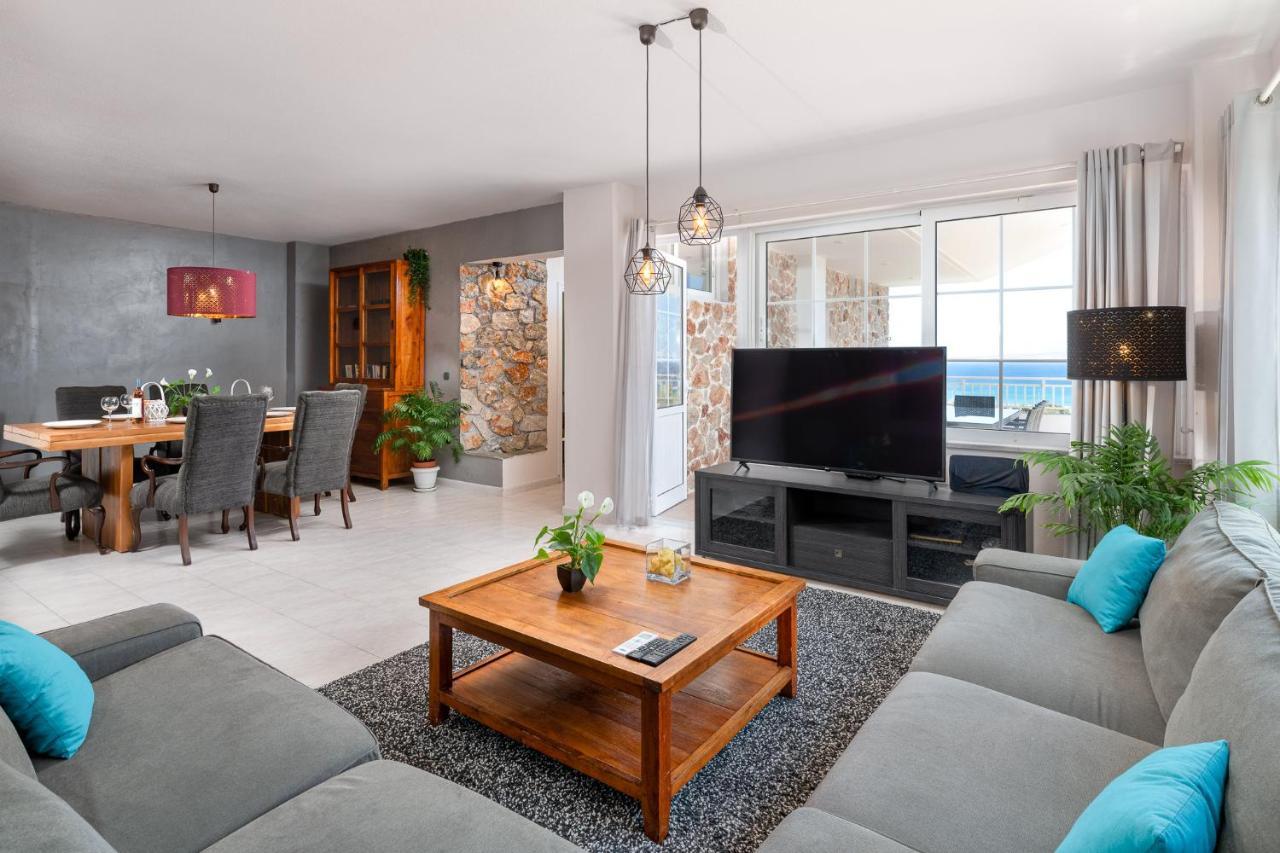 Amazing Apartments With Sea View In Rhodes Town Rhodes City Buitenkant foto